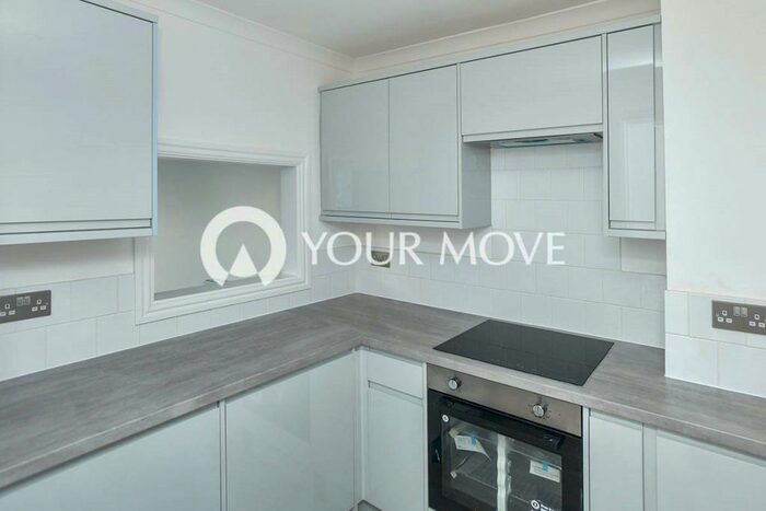 2 Bedroom Flat To Rent In Mariners Court, Lower Street, Plymouth, Devon, PL4