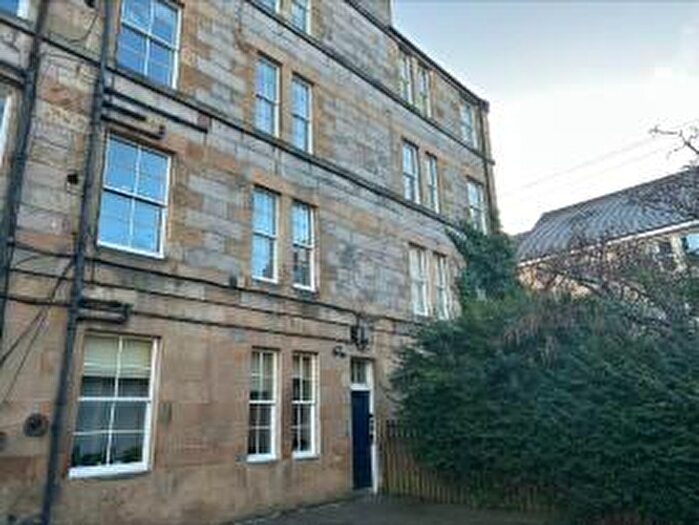 1 Bedroom Apartment To Rent In Lorne Square, Edinburgh, EH6