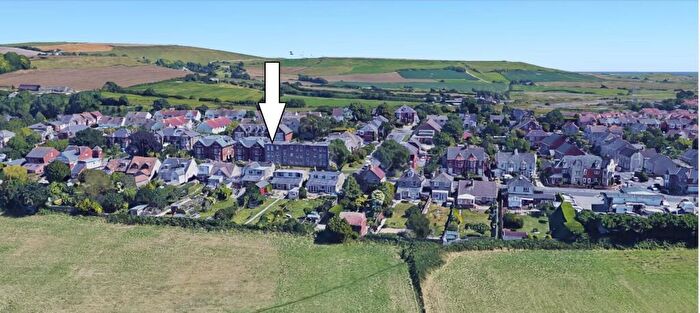 3 Bedroom Flat To Rent In Dorchester Road, Weymouth, DT3