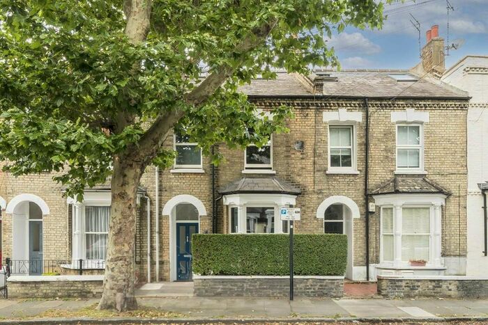 5 Bedroom Property To Rent In Elliott Road, London, W4