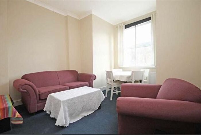 1 Bedroom Flat To Rent In Hogarth Road, Earls Court, SW5