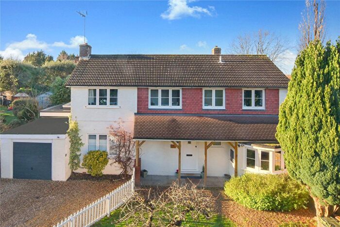 3 Bedroom Detached House For Sale In St. Thomas Drive, East Clandon, GU4