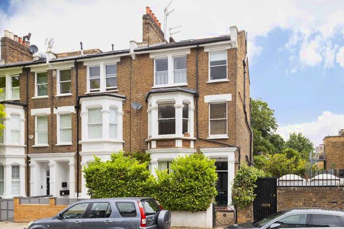 2 Bedroom Flat To Rent In Lena Gardens, London, W6
