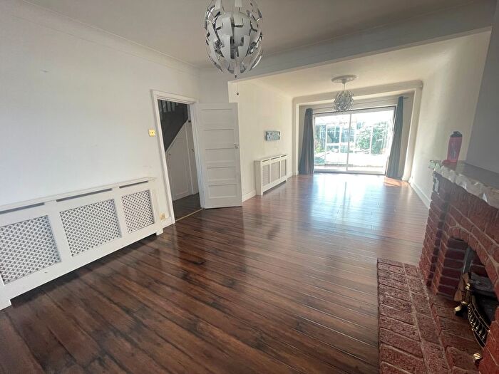 3 Bedroom Terraced House To Rent In Mannin Road, Romford, RM6