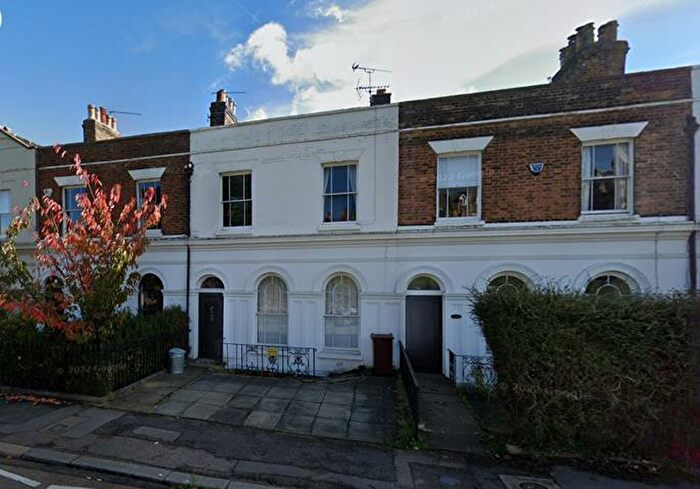 1 Bedroom Flat To Rent In Maidstone Road, Rochester, ME1