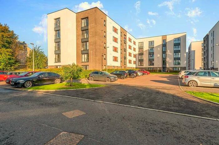 2 Bedroom Apartment To Rent In Arneil Drive, Edinburgh, Midlothian, EH5