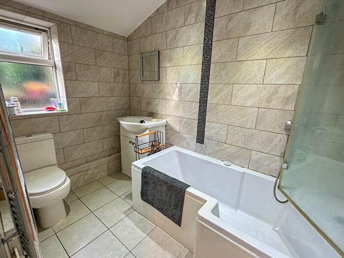 2 Bedroom End Of Terrace House For Sale In Bishops Waltham, SO32