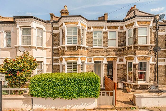 5 Bedroom Property For Sale In Kimberley Road, Clapham North, SW9