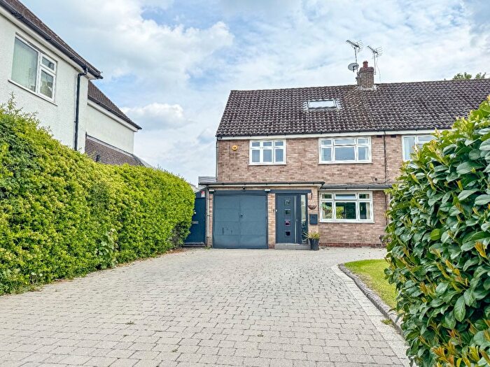 4 Bedroom Semi-Detached House To Rent In Blackford Road, Shirley, Solihull, West Midlands, B90