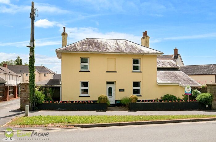 3 Bedroom Cottage For Sale In Youings Drive, Youings Drive, Barnstaple, Devon, EX31