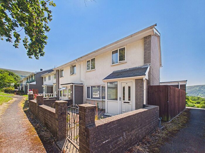 3 Bedroom End Terrace House For Sale In Cwmcelyn Newydd, Blaina, NP13