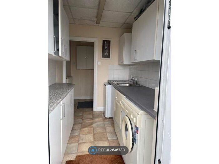 1 Bedroom Flat To Rent In Tennison Road, London, SE25
