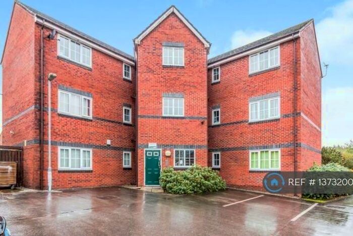 2 Bedroom Flat To Rent In Thorndale Court, Manchester, M9