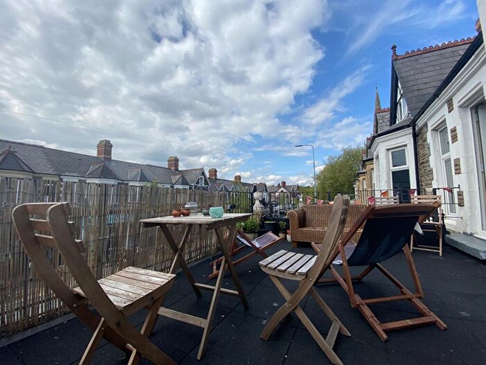 3 Bedroom Terraced House To Rent In Wellfield Road, Roath, CF24