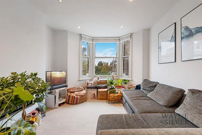 2 Bedroom Flat To Rent In Cruden Street, Islington, N1