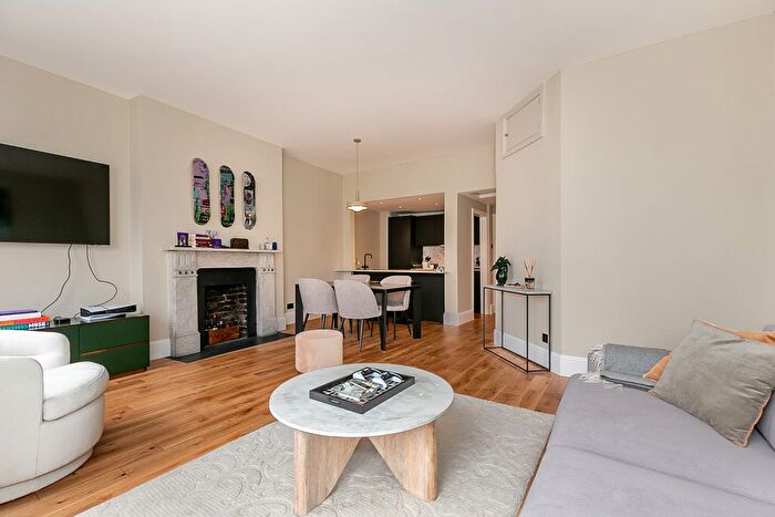 1 Bedroom Flat To Rent In St. Stephens Crescent, London, W2