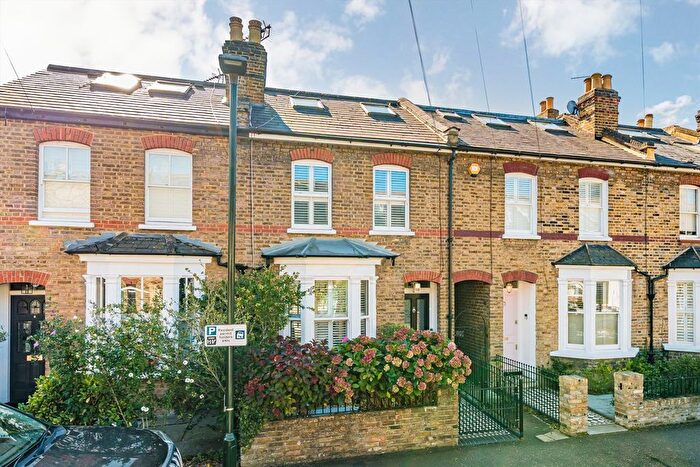 3 Bedroom Terraced House For Sale In Heathfield North, Twickenham, TW2