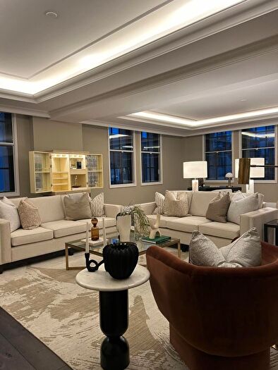 3 Bedroom Flat To Rent In Whitehall Place, London, SW1A