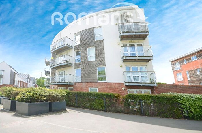 2 Bedroom Flat To Rent In Edmund Court, Basingstoke, RG24