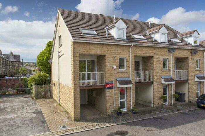 3 Bedroom Terraced House To Rent In Elmete Grange, Menston, LS29