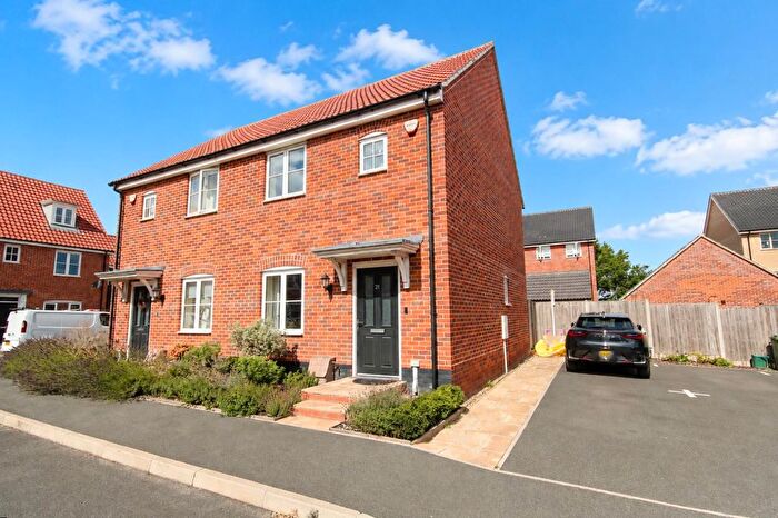 2 Bedroom Semi Detached House For Sale In Flycatcher Way, Sprowston, NR7