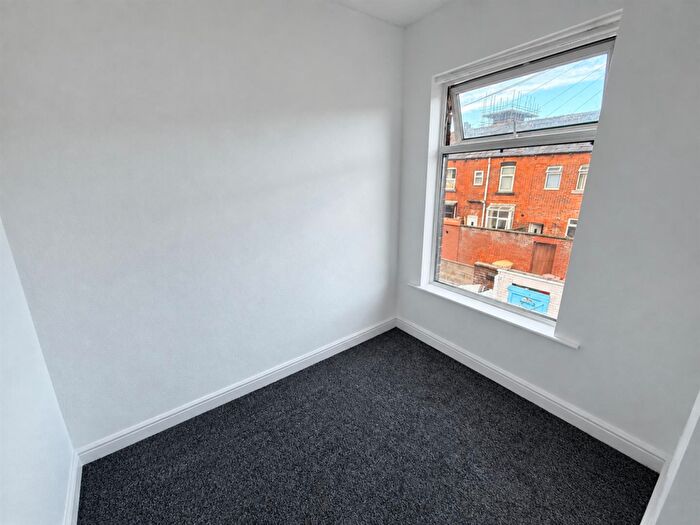 2 Bedroom Terraced House To Rent In Thorne Street, Bolton, BL4