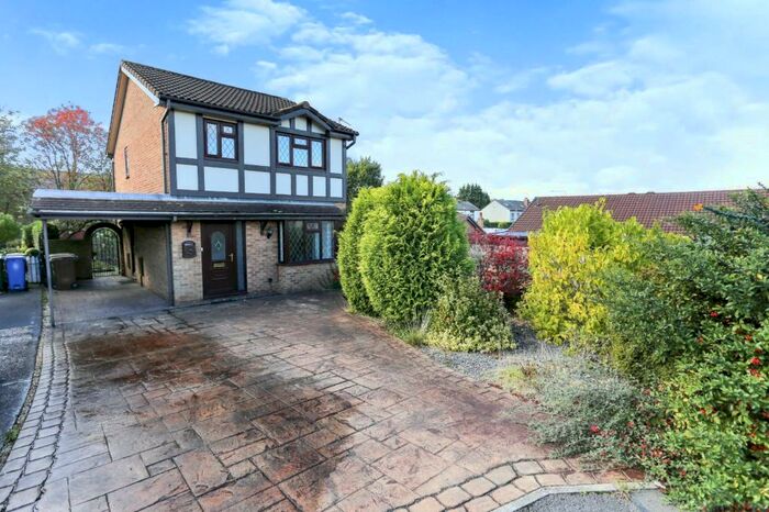 3 Bedroom Detached House To Rent In Lombard Close, Bredbury, Stockport, Greater Manchester, SK6