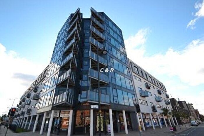 2 Bedroom Apartment To Rent In Bishops Corner, Stretford Road, Hulme, Manchester, M15