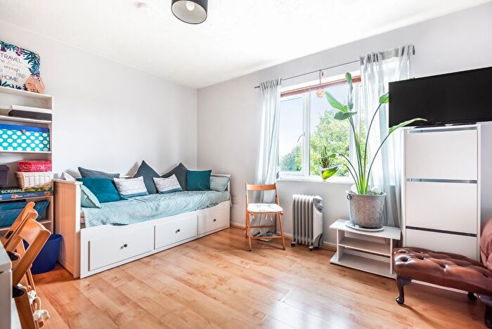 Studio To Rent In Gresham Way, Wimbledon Park, London, SW19