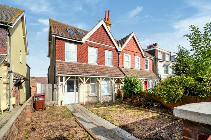 3 Bedroom Flat For Sale In Willingdon Road, Eastbourne, BN21
