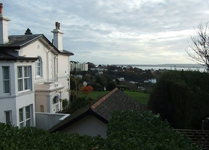 1 Bedroom Flat To Rent In Pine Court, Middle Warberry Road, Torquay, TQ1