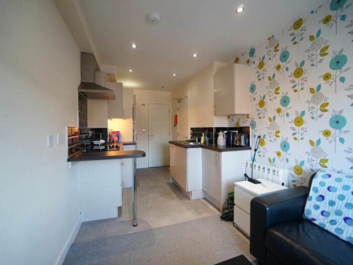 1 Bedroom Apartment To Rent In High Street, Bangor, LL57