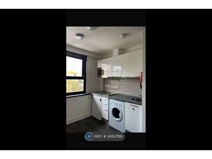 Studio To Rent In Riverway, Harlow, CM20