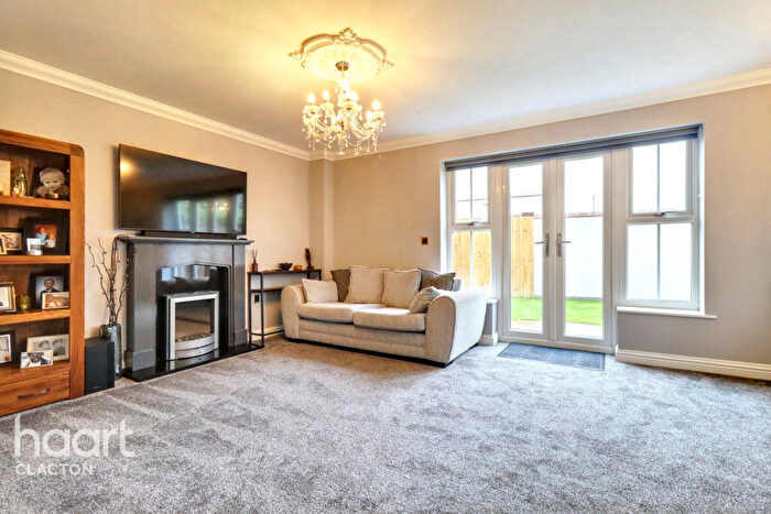 6 Bedroom Detached House For Sale In Colchester Road, Clacton-On-Sea, CO16