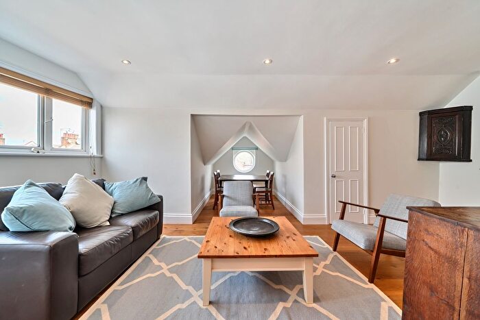 1 Bedroom Flat To Rent In Tamworth Street, London, SW6