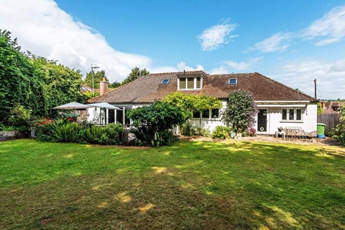 5 Bedroom Detached House For Sale In The Paddock, Westcott, RH4