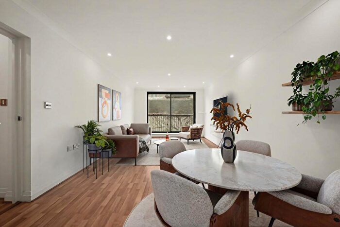 2 Bedroom Flat For Sale In Tottenham Lane, North Point Tottenham Lane, N8