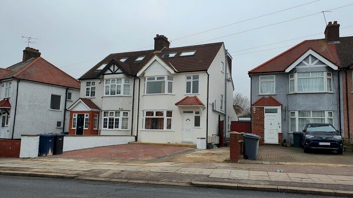 6 Bedroom Semi-Detached House To Rent In Deans Lane, Edgware HA8