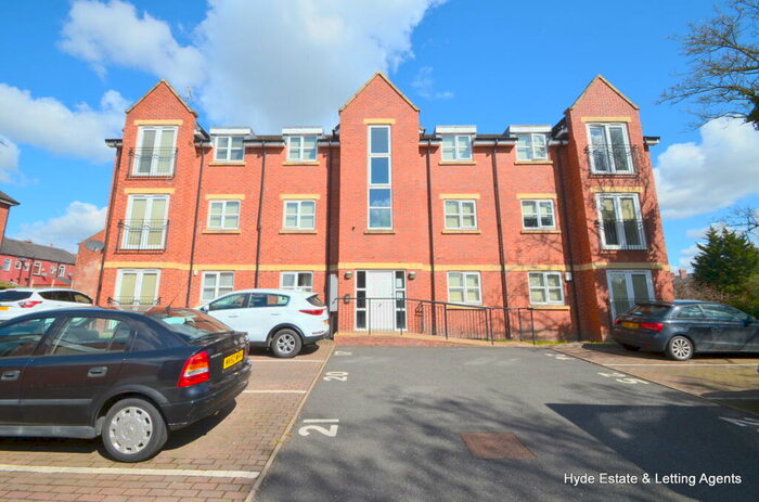 2 Bedroom Apartment To Rent In Cleworth Court, Hindsford Bridge Mews, Atherton, Manchester, M46