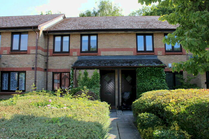 1 Bedroom Maisonette To Rent In Maple Gate, Loughton, IG10