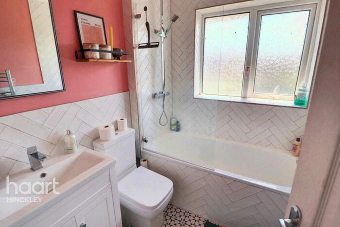 2 Bedroom Semi-Detached House For Sale In Stoneygate Drive, Hinckley, LE10