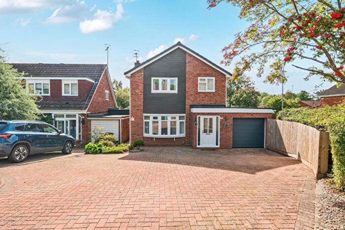 4 Bedroom House For Sale In Pebworth Close, Redditch, B98