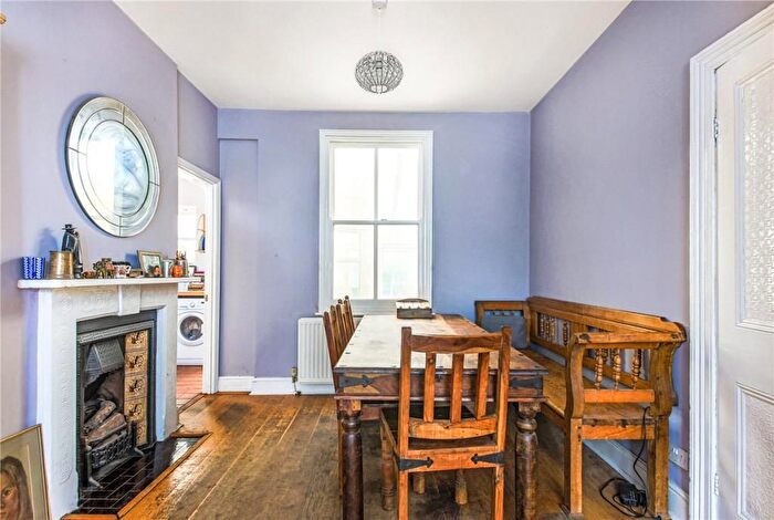 2 Bedroom Property To Rent In Albert Street, London, NW1