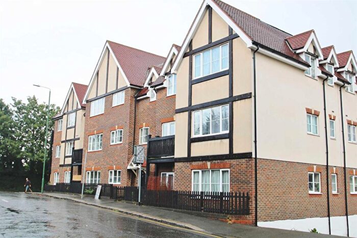 1 Bedroom Flat To Rent In Langley Park Road, Sutton, SM1