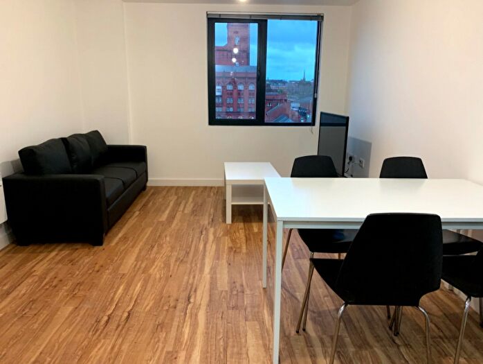 2 Bedroom Flat To Rent In The Courtyard, Stanhope St, Liverpool, L8
