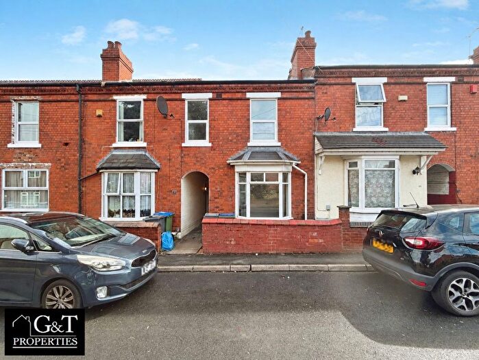 3 Bedroom Terraced House For Sale In Windmill Street, Wednesbury, WS10