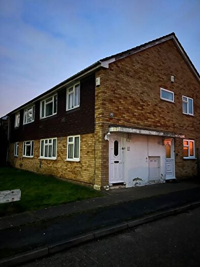 2 Bedroom Maisonette To Rent In Sutton Hall Road, Hounslow, TW5