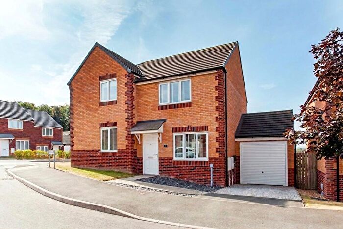 2 Bedroom Semi Detached House For Sale In Oakwood Drive, Bolsover, S44