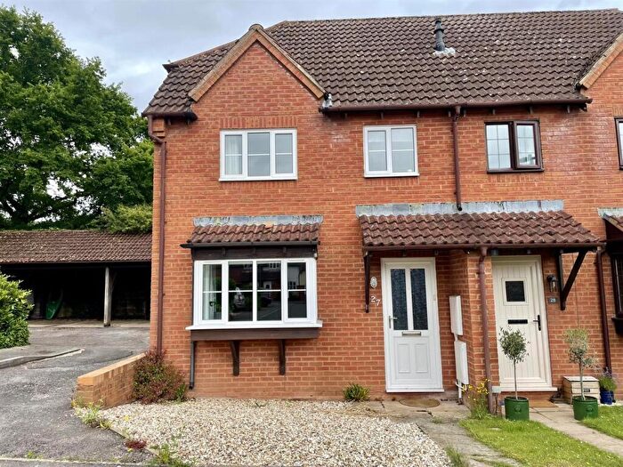 2 Bedroom End Of Terrace House To Rent In Russett Way, Newent, Gloucestershire, GL18