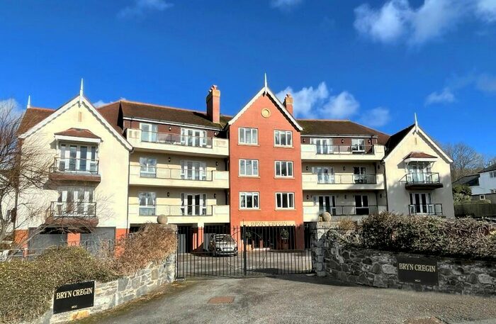 2 Bedroom Apartment For Sale In Apartment, Bryn Cregin, Ty Mawr Road, Deganwy, Conwy, LL31